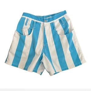 1980s Women’s blue and white striped shorts
Tag- Steel Jeans